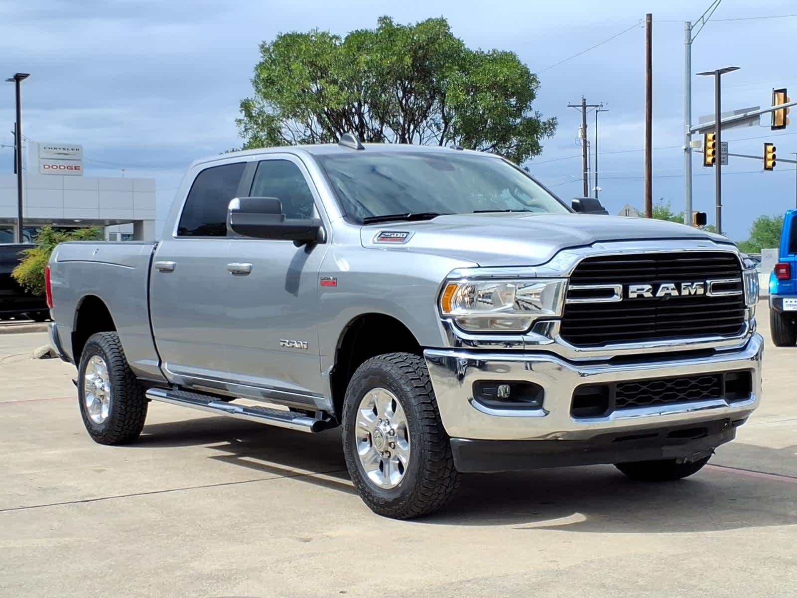 2020 RAM 2500 Lone Star Crew Cab 4x4 6'4' Box