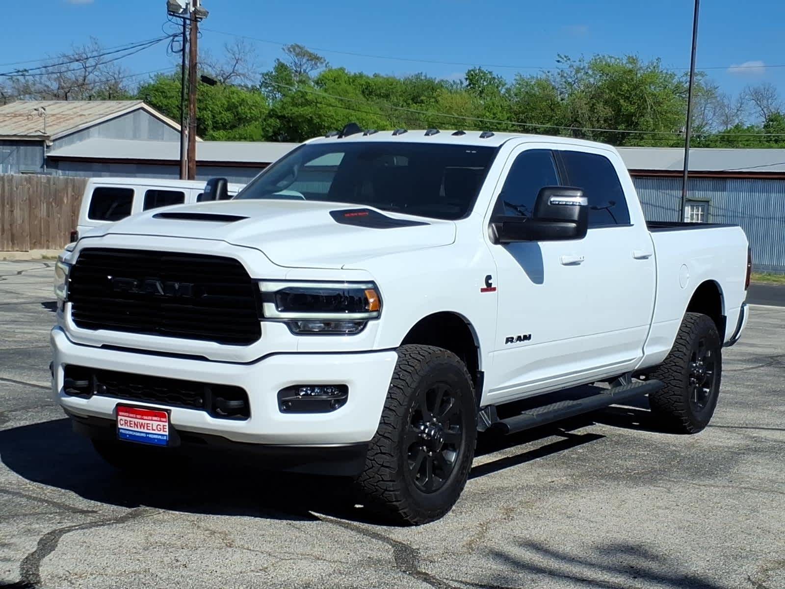 2024 RAM 2500 Laramie Crew Cab 4x4 6'4' Box