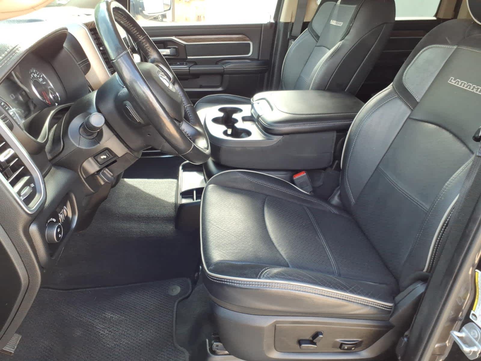 2020 RAM 2500 Laramie Mega Cab 4x4 6'4' Box