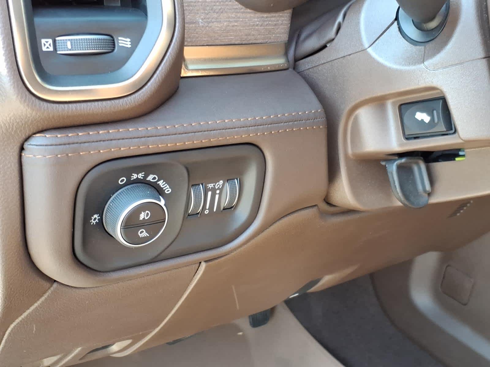 2025 RAM 2500 Limited Longhorn Crew Cab 4x4 6'4' Box
