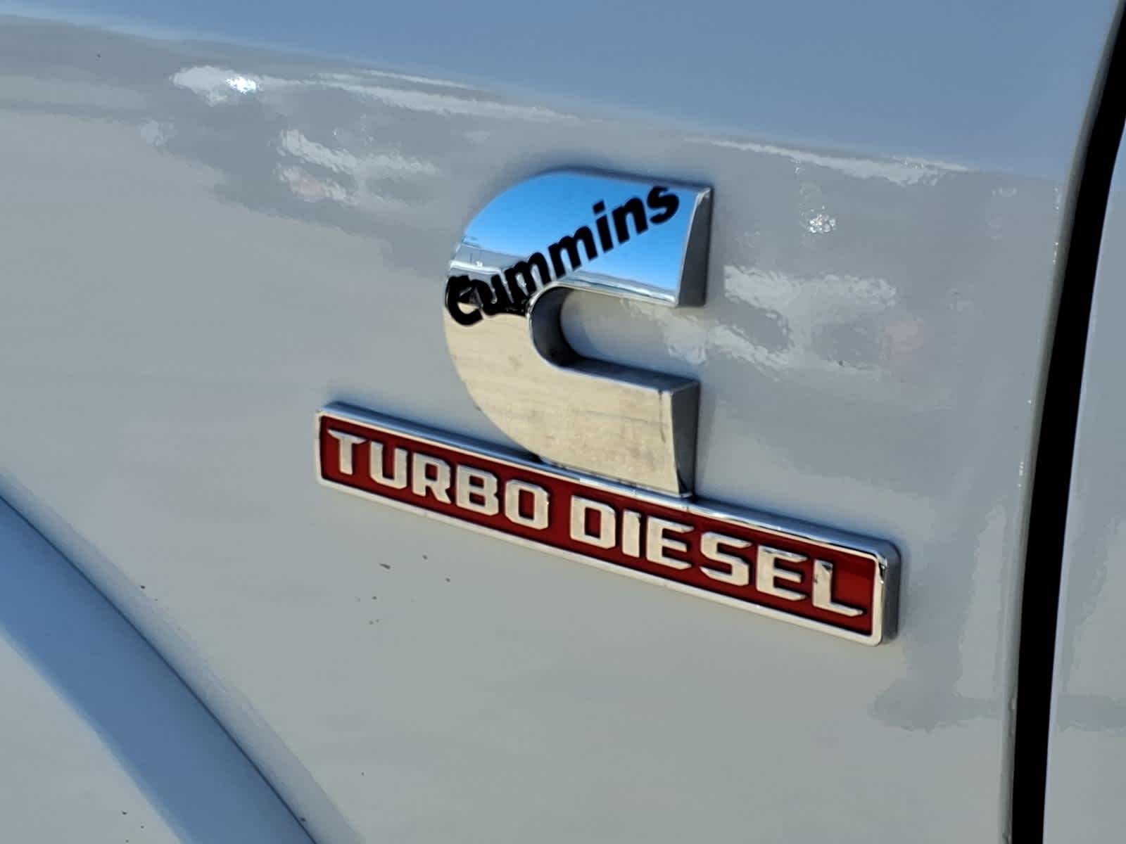 2022 RAM 2500 Limited Mega Cab 4x4 6'4' Box