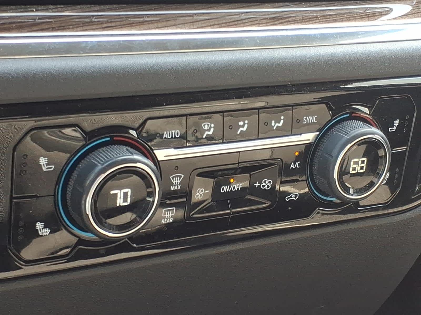 2023 Chevrolet Silverado 1500 4WD Crew Cab Standard Bed LT