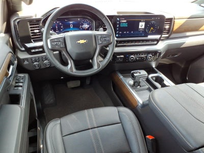 2023 Chevrolet Silverado 1500 4WD Crew Cab Short Bed High Country