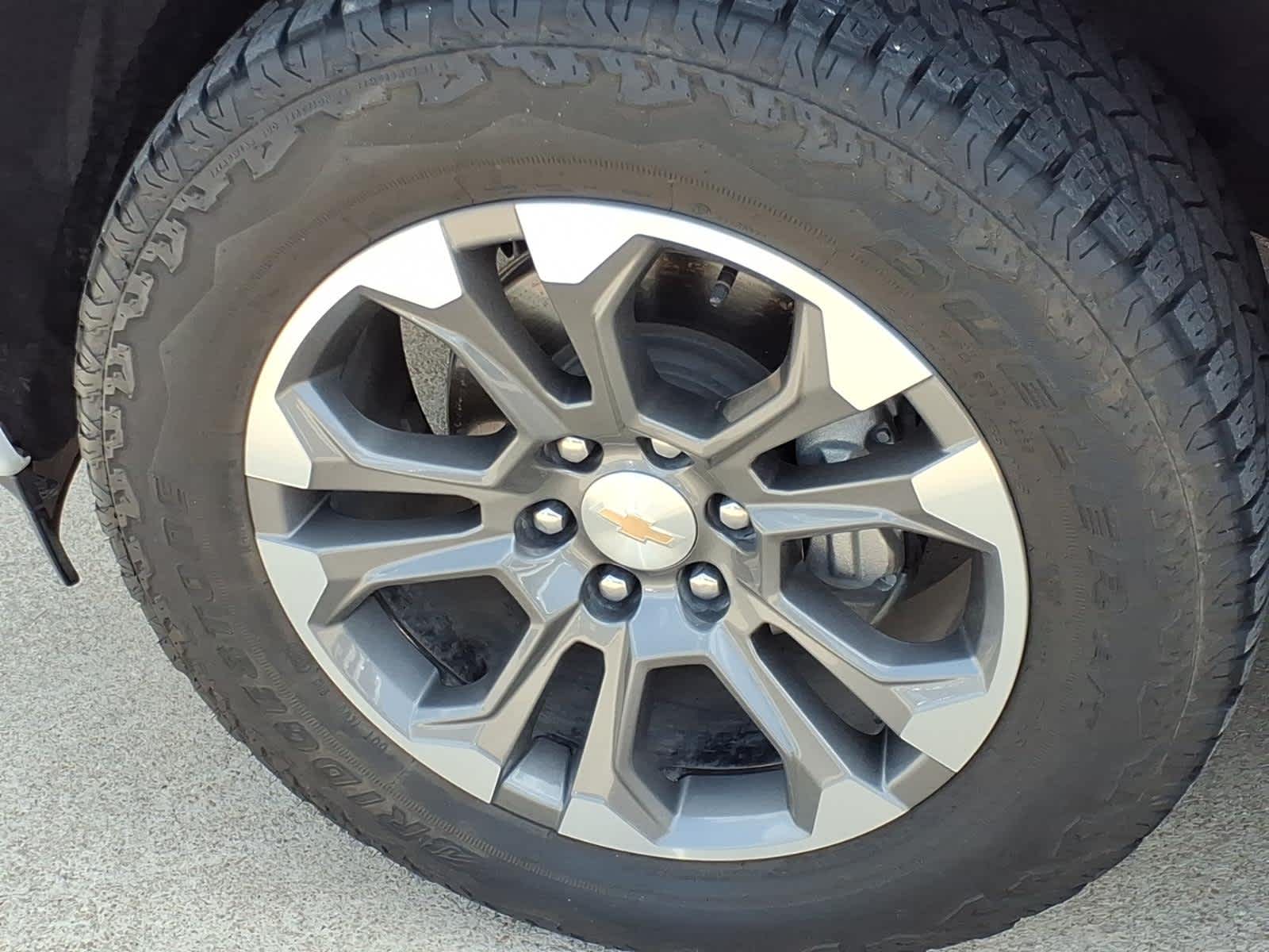 2023 Chevrolet Silverado 1500 4WD Crew Cab Short Bed High Country