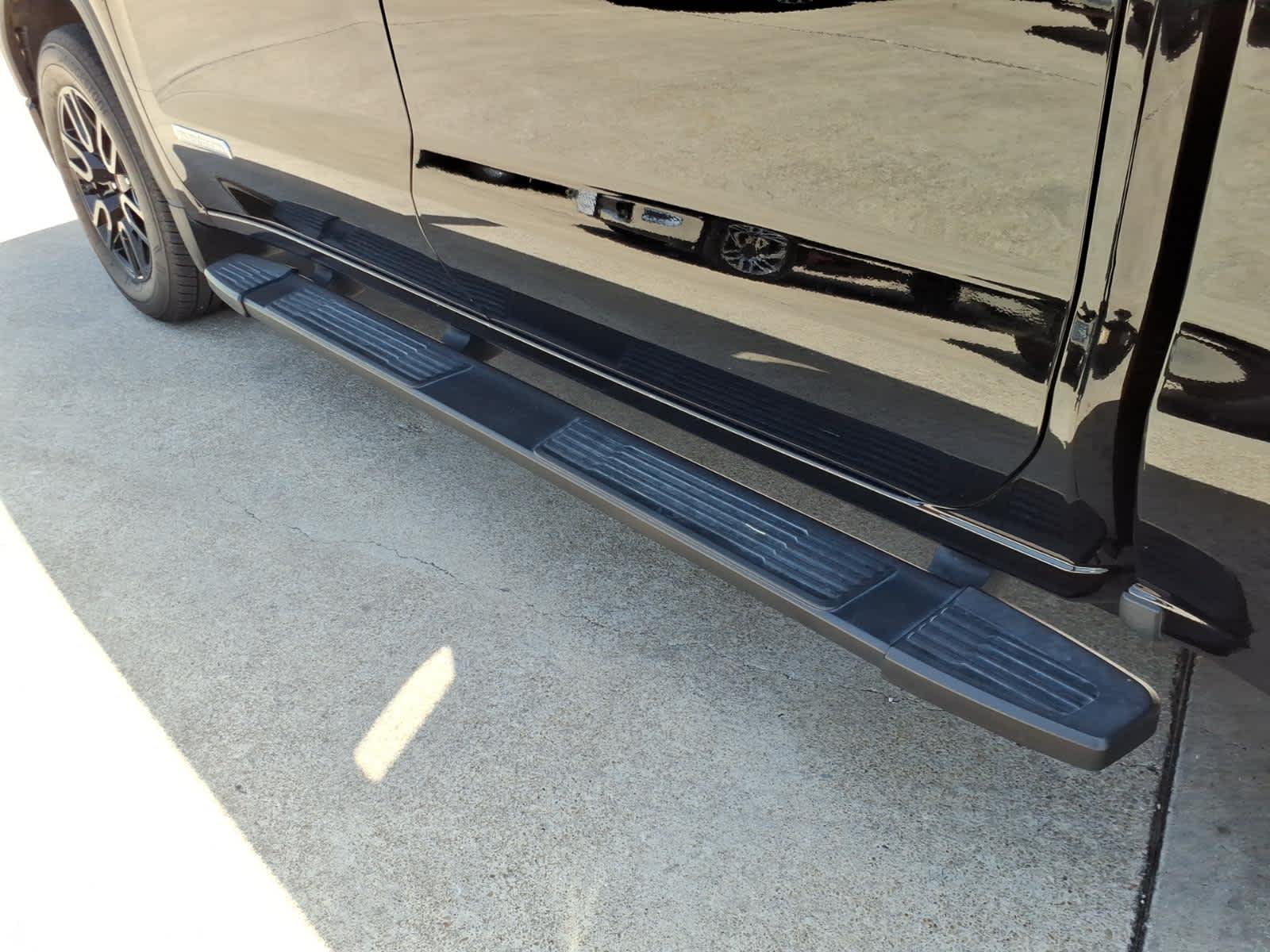 2025 GMC Sierra 1500 4WD Crew Cab Short Box Elevation with 3SB