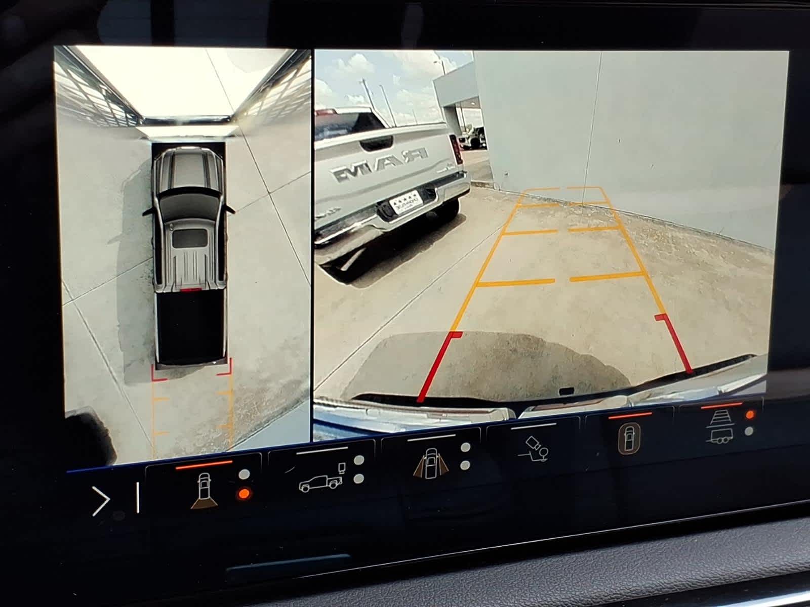 2025 GMC Sierra 1500 4WD Crew Cab Short Box AT4
