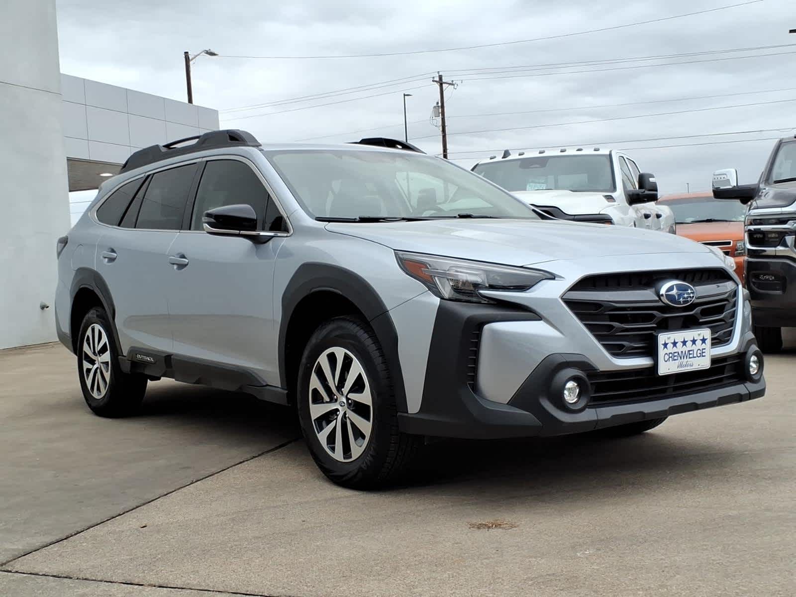 2025 Subaru Outback Premium