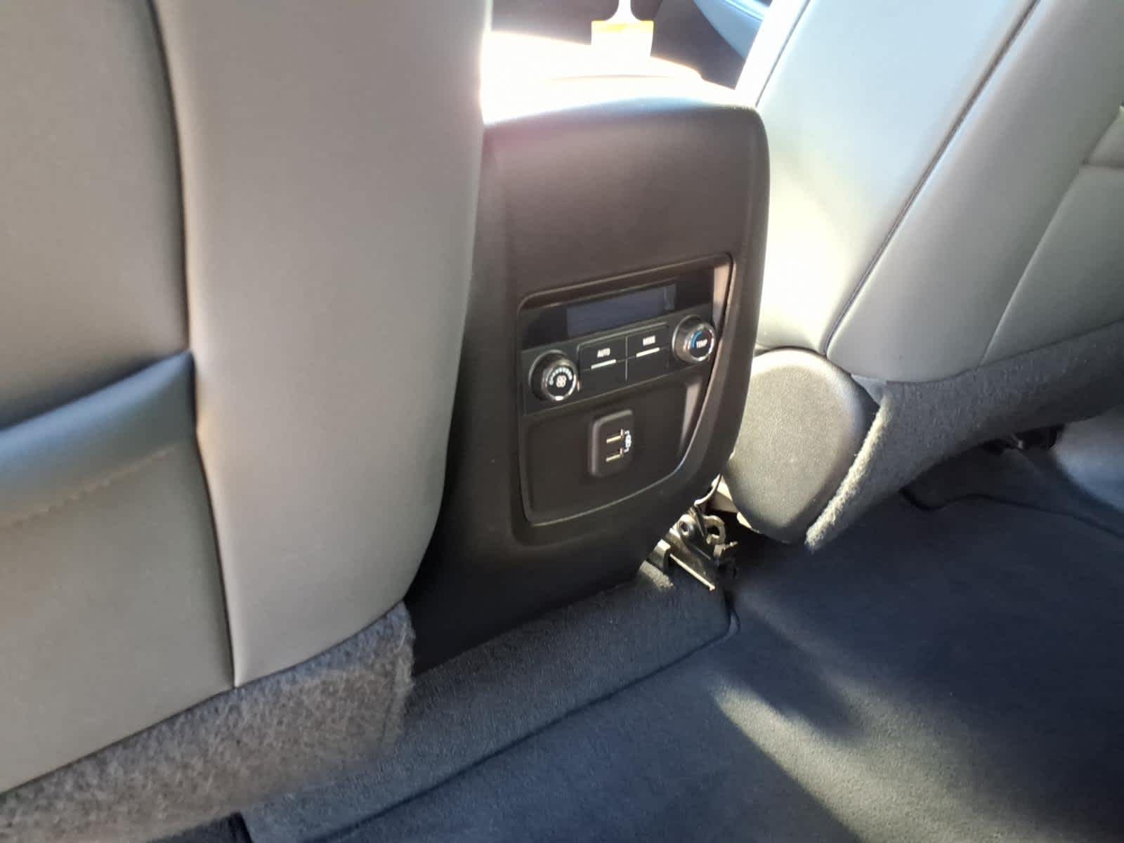 2023 Buick Enclave Essence FWD